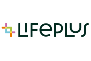 Logo von Lifeplus mit bunten grafischen Elementen und dem Schriftzug Lifeplus in grüner Schrift.